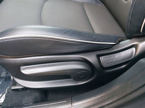 Used 2023 Kia Forte GT-Line w/ GT-Line Technology Package image 35