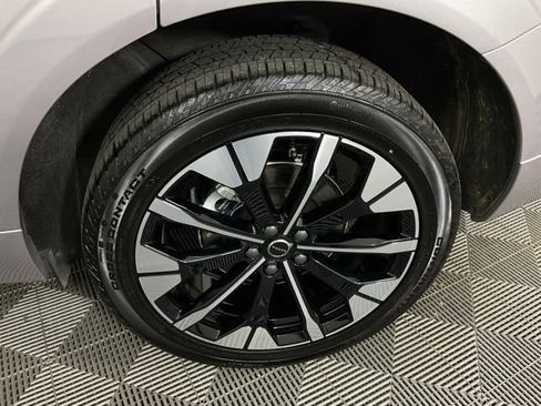 Certified 2026 Volvo XC60 B5 Plus AWD/4WD image 36