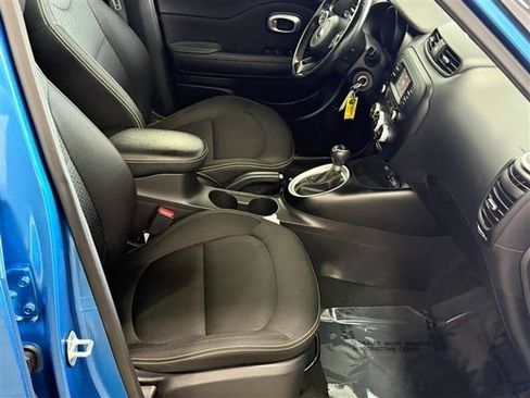 Used 2016 Kia Soul + w/ Designer's Package FWD image 17