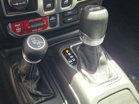 Used 2024 Jeep Wrangler Sport AWD/4WD image 22