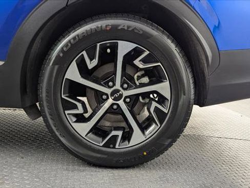 Used 2024 Kia Sportage EX FWD image 33