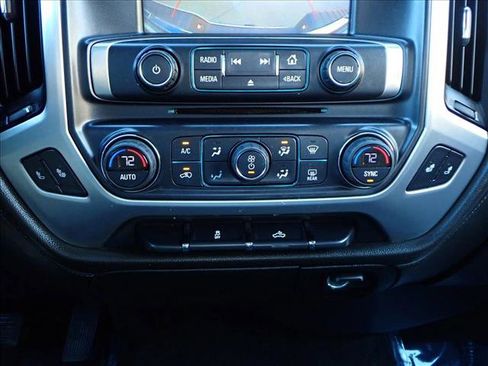 Used 2017 GMC Sierra 1500 SLE w/ SLE Value Package image 16