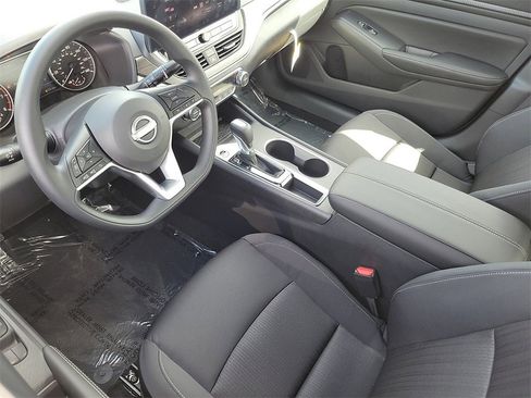 New 2025 Nissan Altima 2.5 SV w/ SV Special Edition Package image 3