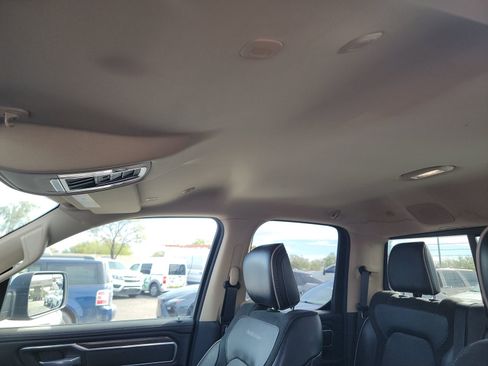 Used 2019 RAM 1500 Laramie image 13