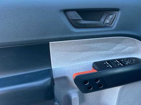 Used 2022 Ford Maverick XLT image 10