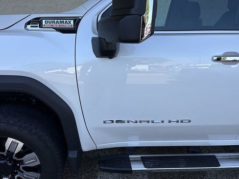 Certified 2025 GMC Sierra 2500 Denali w/ Max Trailering Package AWD/4WD image 32