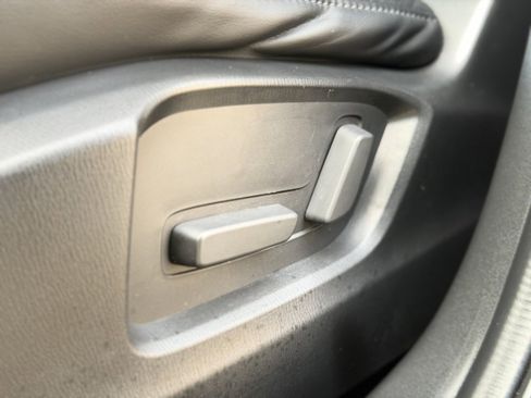 Used 2018 MAZDA CX-5 Touring w/ Preferred Equipment Package image 17