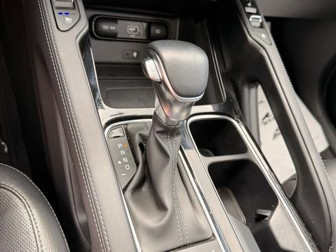 Used 2022 Kia Telluride EX w/ EX Premium Package AWD/4WD image 29