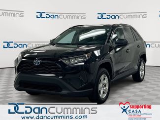Used 2021 Toyota RAV4 LE AWD/4WD video 1