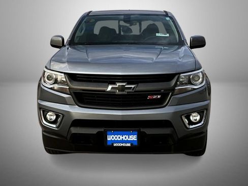 Used 2020 Chevrolet Colorado Z71 AWD/4WD image 2