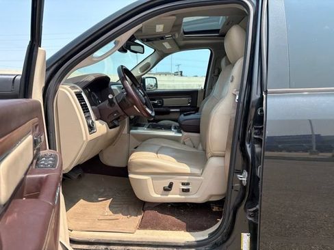 Used 2015 RAM 1500 Laramie w/ Convenience Group AWD/4WD image 6