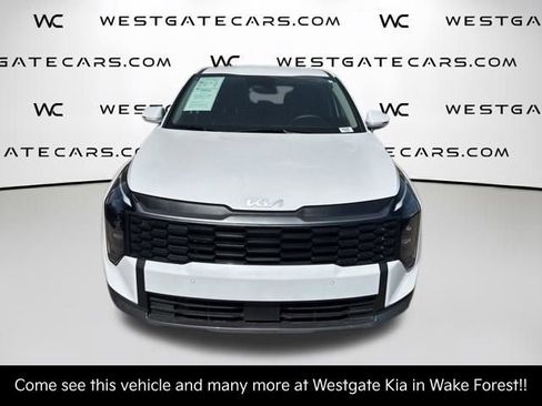 Certified 2026 Kia Sportage LX w/ LX Convenience Package FWD image 2