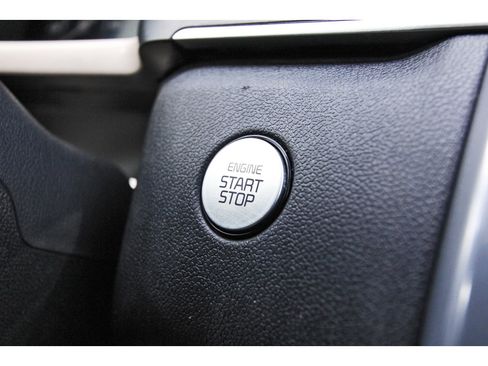 Certified 2023 Kia Sorento SX FWD image 31