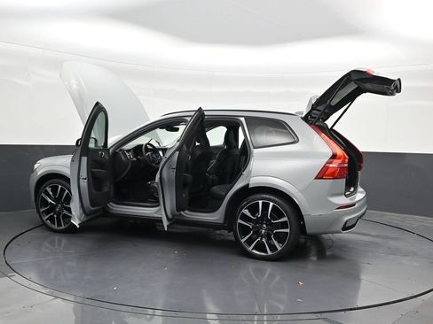 Used 2024 Volvo XC60 B5 Ultimate AWD/4WD image 37