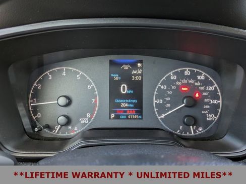 Used 2024 Toyota Corolla Cross LE image 26