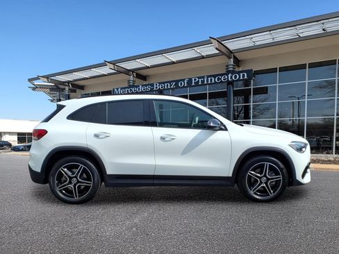 Certified 2023 Mercedes-Benz GLA 250 4MATIC image 2