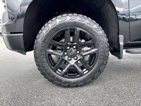 Used 2024 Chevrolet Silverado 1500 Custom Trail Boss AWD/4WD image 7