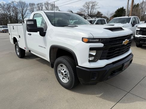New 2025 Chevrolet Silverado 2500 W/T image 2