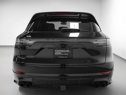 Certified 2021 Porsche Cayenne GTS image 11