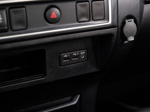 Used 2019 Nissan Titan S w/ S Utility Package image 25