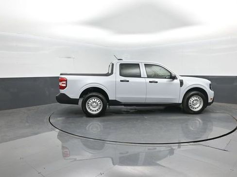 New 2026 Ford Maverick XL FWD image 8