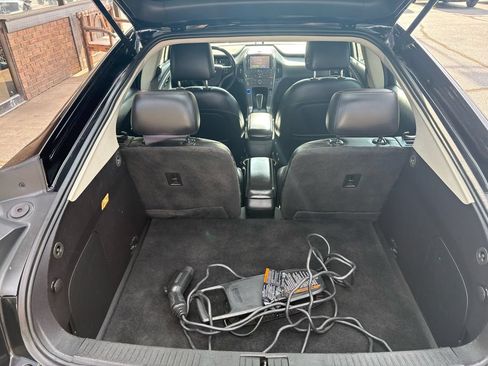 Used 2015 Chevrolet Volt Premium w/ Premium Trim Package FWD image 16