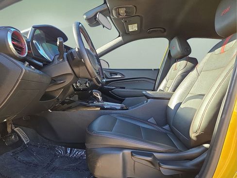 Used 2024 Chevrolet Trax RS w/ Driver Confidence Package image 22