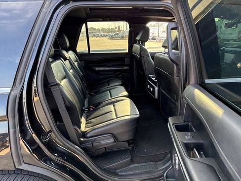 Used 2021 Ford Expedition XLT RWD image 11