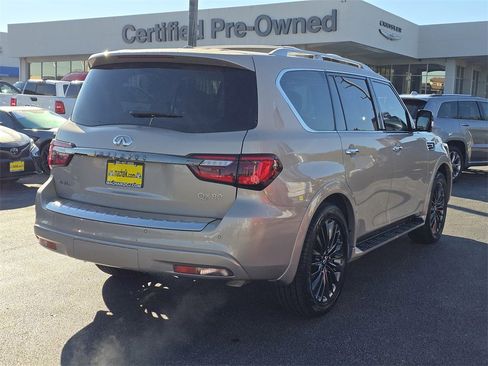 Used 2022 INFINITI QX80 Premium Select w/ Cargo Package image 4