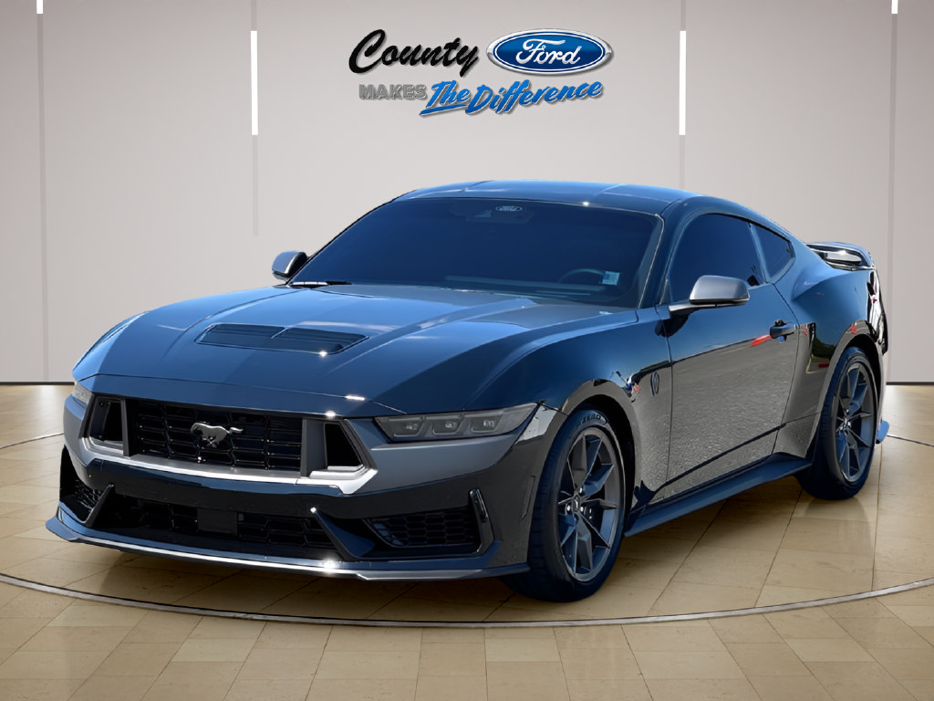 Used 2026 Ford Mustang Dark Horse RWD image 2