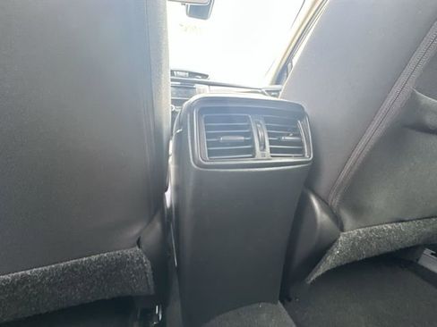 Used 2019 Nissan Rogue Sport SV w/ Technology Package image 23