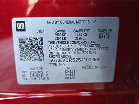 Used 2025 Buick Enclave Avenir image 33