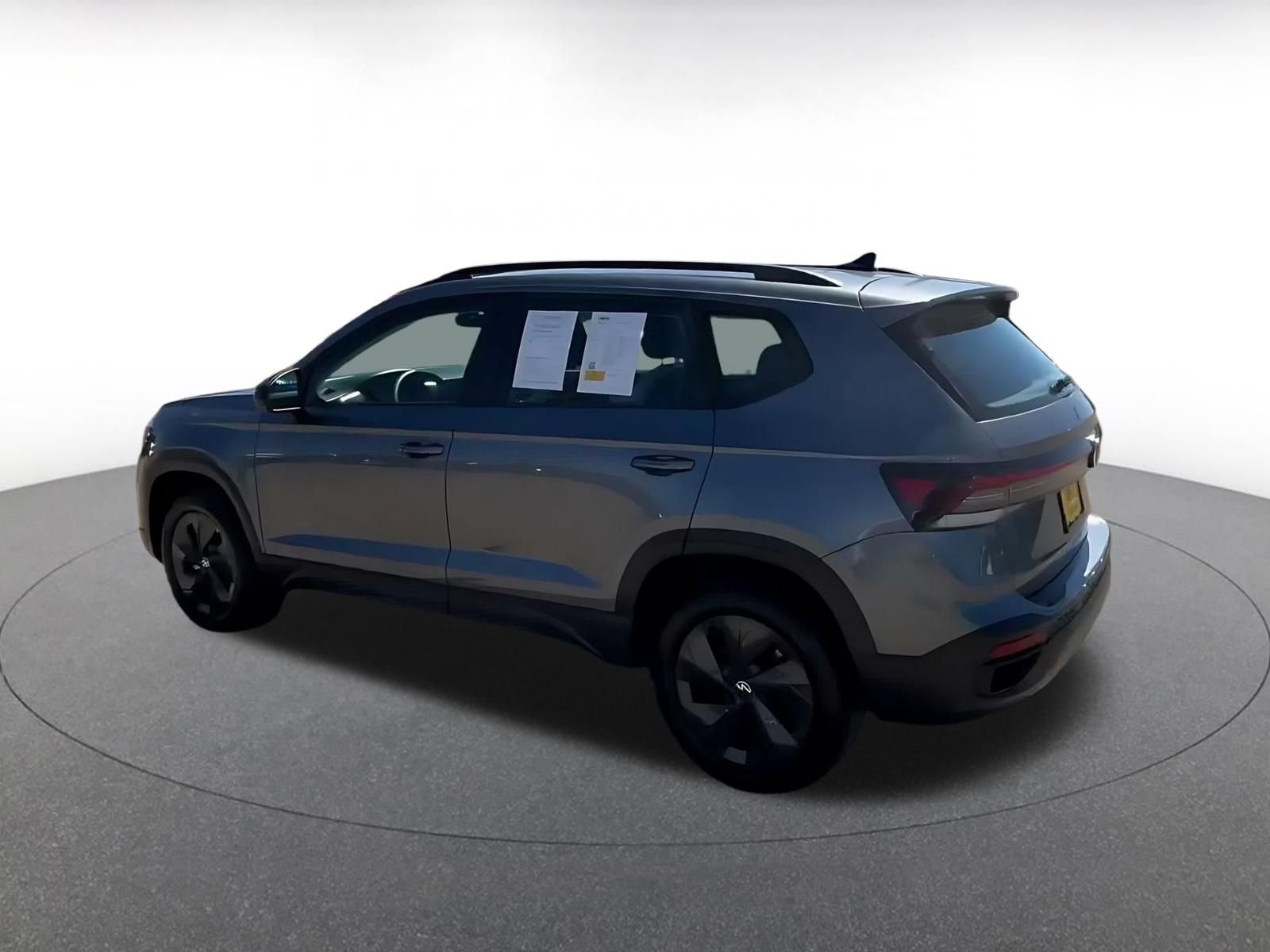Used 2026 Volkswagen Taos S FWD image 9