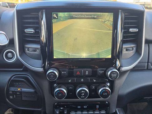 Used 2019 RAM 2500 Big Horn image 27