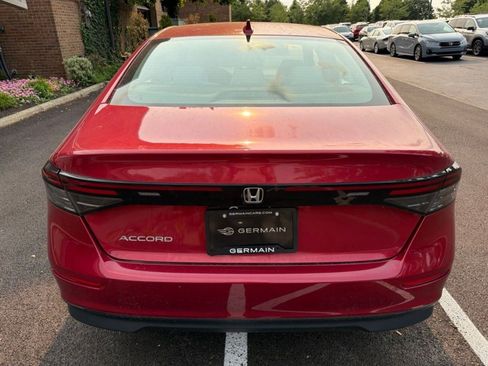 Used 2023 Honda Accord EX image 7