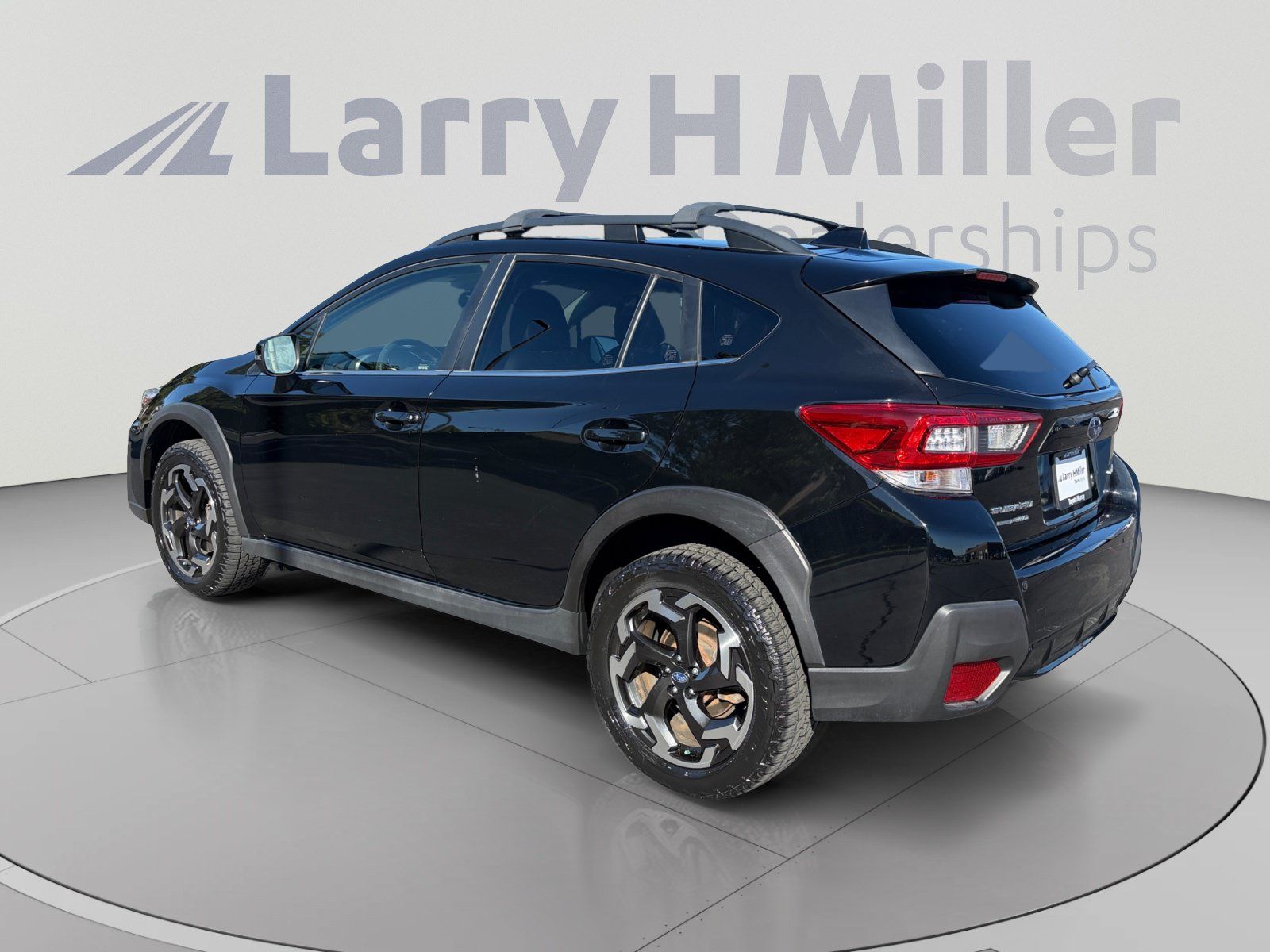 Used 2022 Subaru Crosstrek 2.5i Limited w/ Moonroof Package 2 AWD/4WD image 3