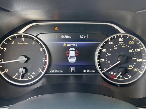 Used 2016 Nissan Maxima SR w/ Interior Lighting Package FWD image 21