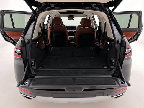 Certified 2023 BMW X7 xDrive40i w/ Climate Comfort Package image 29