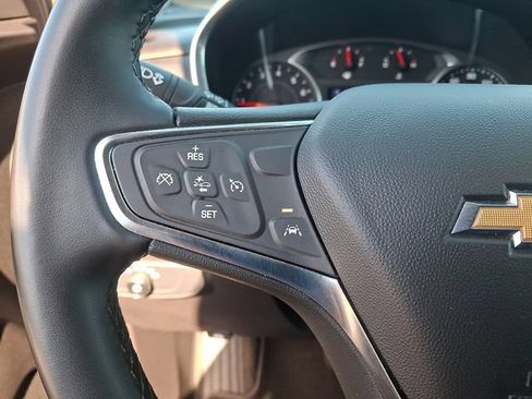 Used 2024 Chevrolet Equinox LT AWD/4WD image 19
