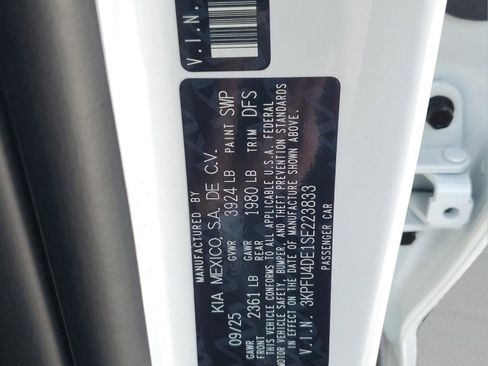 New 2025 Kia K4 EX image 5