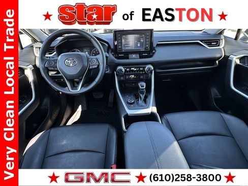 Used 2022 Toyota RAV4 XLE Premium image 26