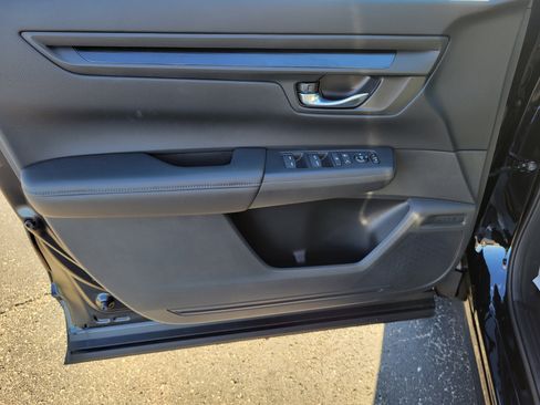 Certified 2026 Honda CR-V EX image 18