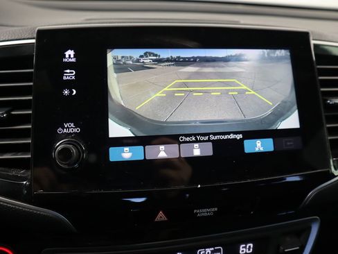 Used 2020 Honda Passport Touring image 16