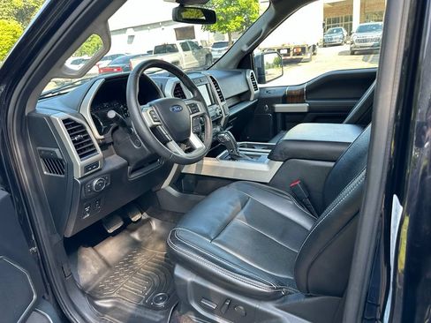 Used 2020 Ford F150 Lariat w/ Equipment Group 502A Luxury AWD/4WD image 11