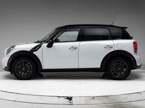 Used 2012 MINI Cooper Countryman S FWD image 2
