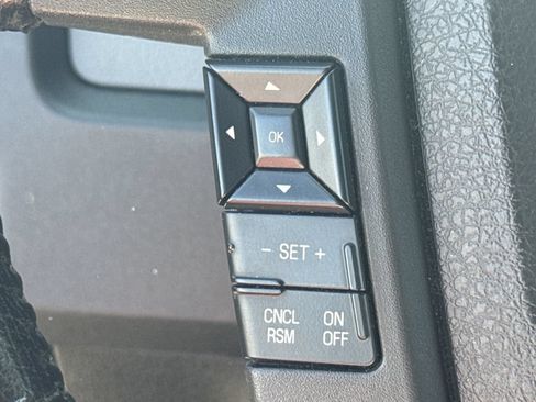 Used 2013 Ford F150 XLT w/ Luxury Equipment Group RWD image 24