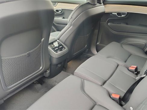 New 2026 Volvo XC90 B5 Plus image 27