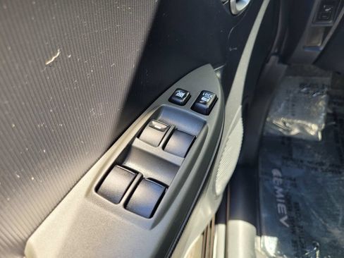 Used 2016 Mitsubishi i ES RWD image 32