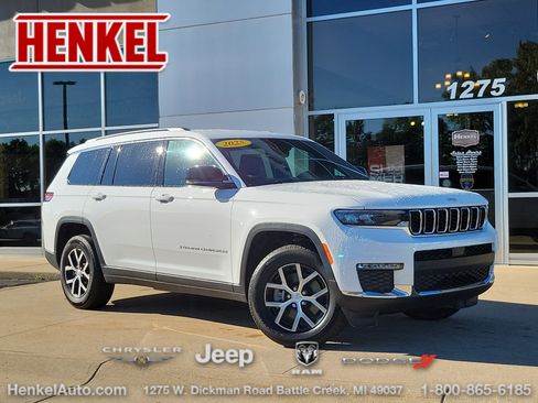 Used 2025 Jeep Grand Cherokee L Limited AWD/4WD image 1