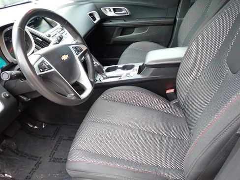 Used 2017 Chevrolet Equinox LT w/ Convenience Package FWD image 11